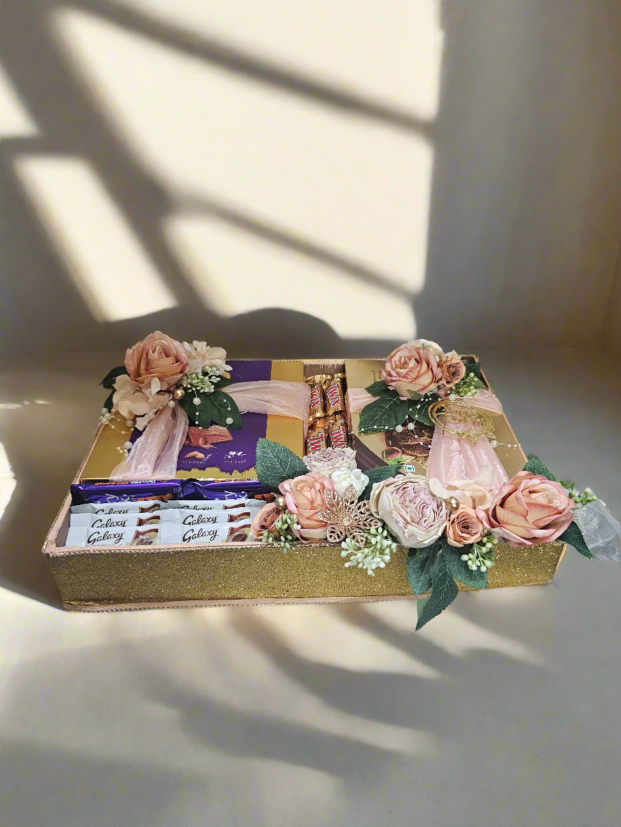 Peach gift hamper